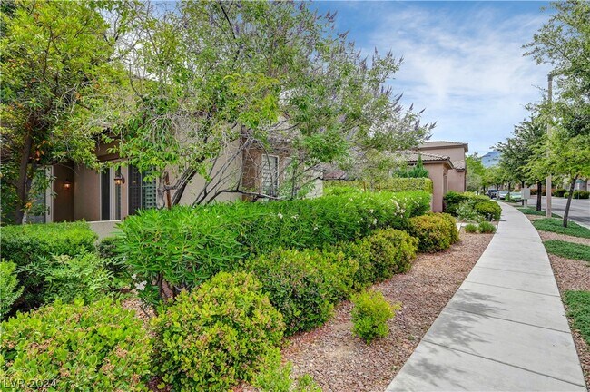 Building Photo - 11375 Belmont Lake Dr