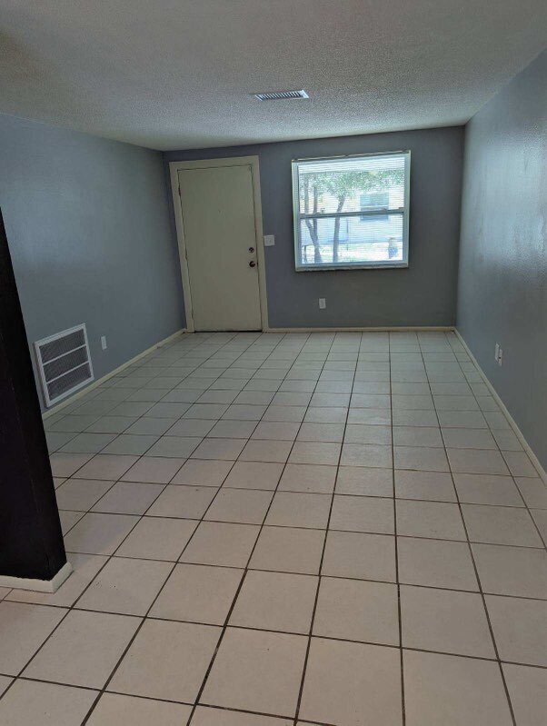 Foto del edificio - "Charming 2-Bed Home in Holiday, FL – Cozy...