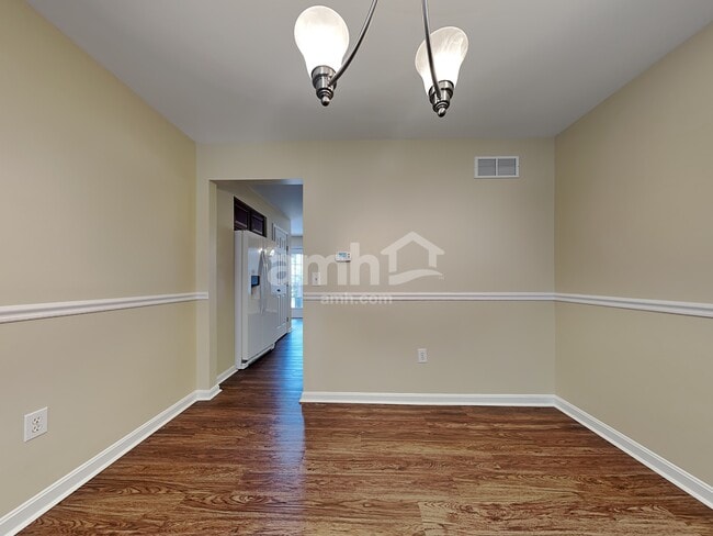 Building Photo - 1081 Riverwalk Ct