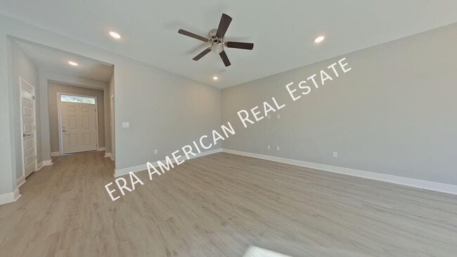 Foto del edificio - 818 Kenneth Dr