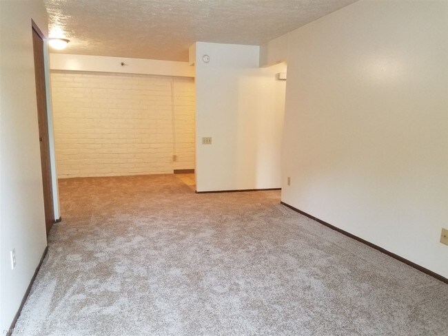Foto del edificio - 1333 Hunter Rd
