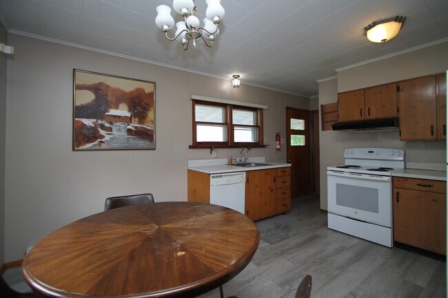 Foto del edificio - 115 Crestmont Ave