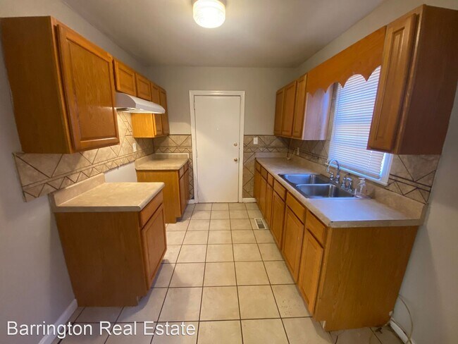 Building Photo - 3 br, 1.5 bath House - 1250 Meadow Lane