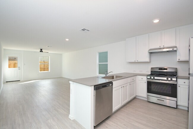 Building Photo - 7626 Chancery Gate