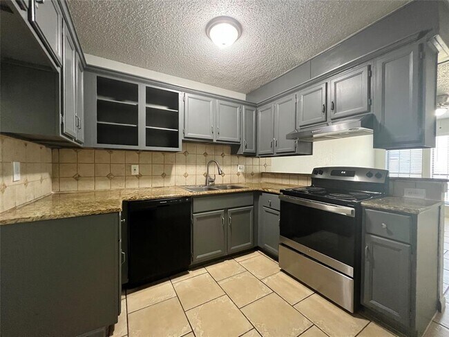 Foto del edificio - 4953 Miller Ave