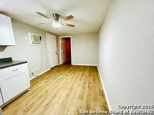 Foto del edificio - 123 Harwood Dr