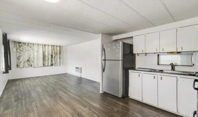Foto del edificio - 8445 SE Wren Ave