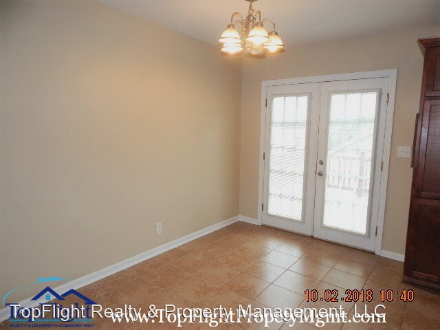 Foto del edificio - 4 br, 2 bath House - 3125 Little Grove Lane