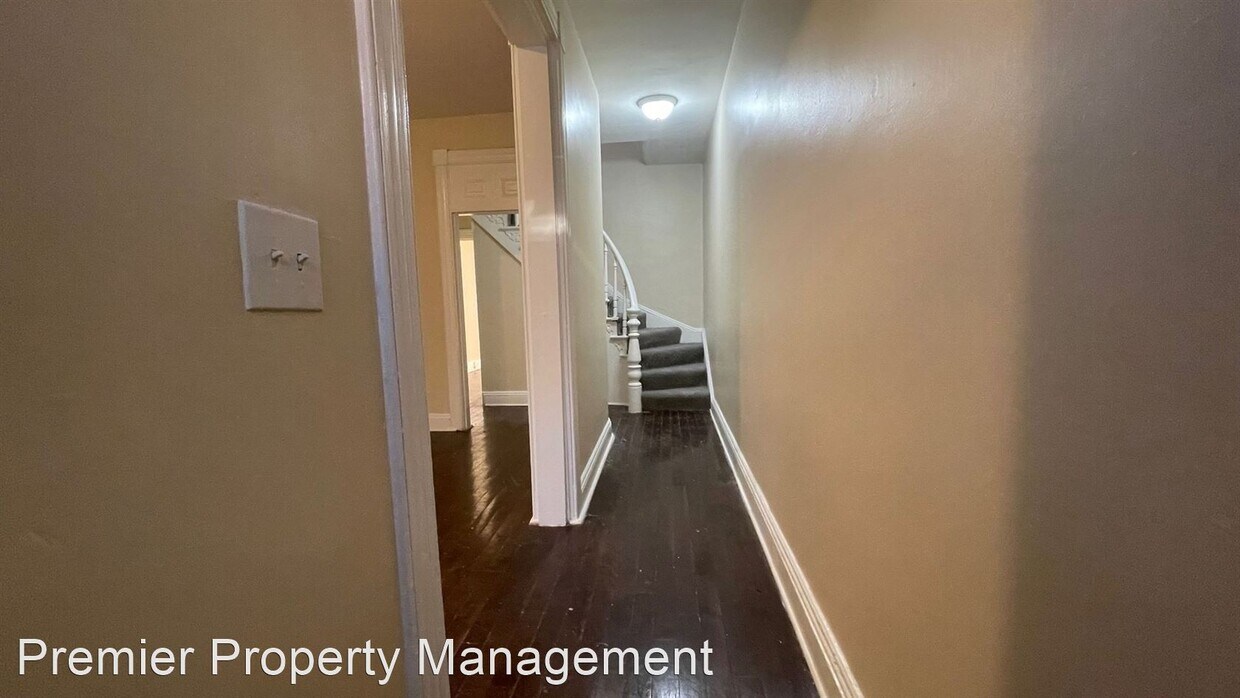 Foto principal - 2 br, 1 bath House - 1922 Druid Hill Avenue