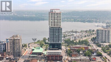 Building Photo - 39 Mary St