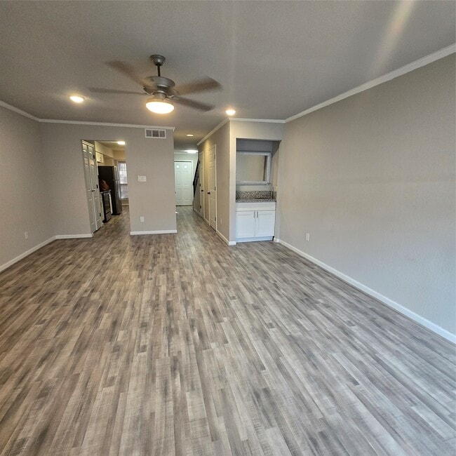 Building Photo - 8355 Nairn St