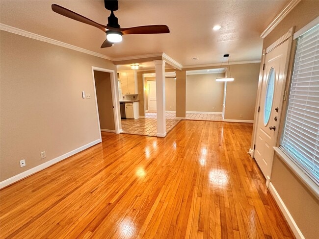 Foto del edificio - 4037 Woodfox St