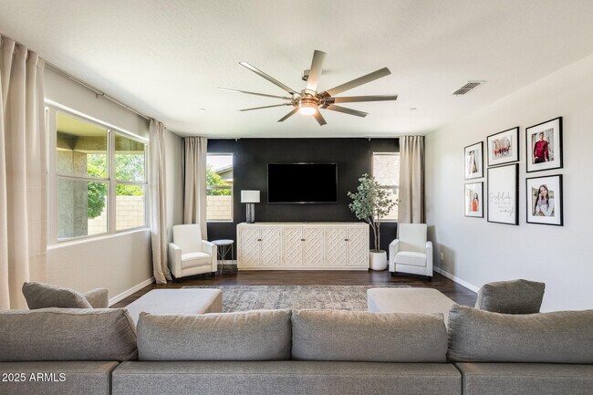 Foto del edificio - 11875 W Lone Tree Trail