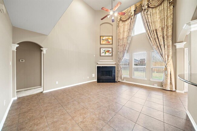 Building Photo - 7810 Iris Glen Ln