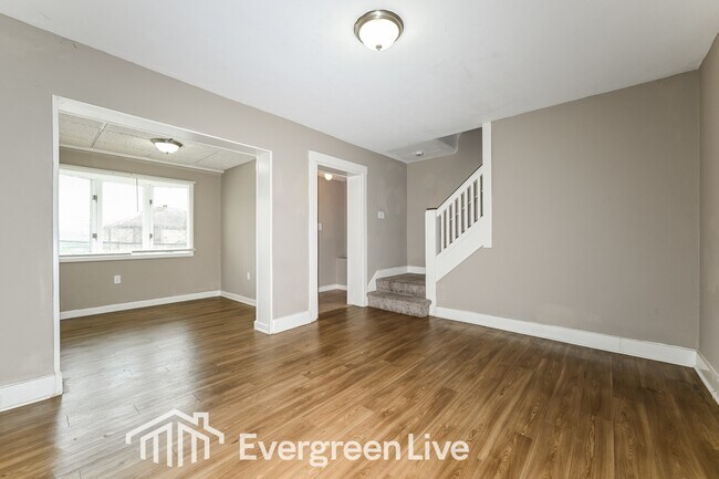 Foto del edificio - 192 1/2 St Joseph St