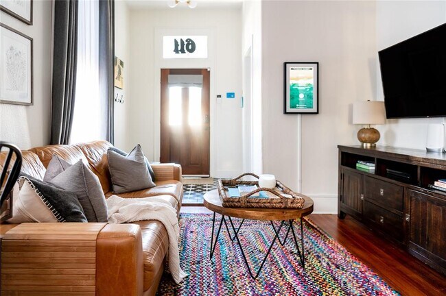 Foto del edificio - 611 16th St