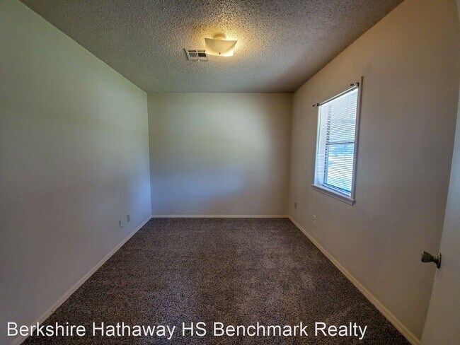 Building Photo - 2 br, 1 bath House - 702 N Pennsylvania Ave