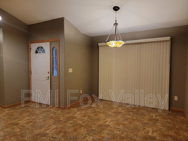 Building Photo - 1115 Christian Dr