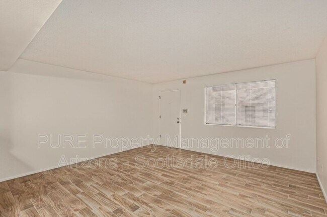 Building Photo - 8847 North 8th St