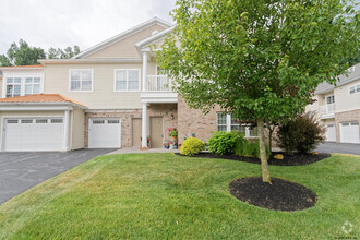 Building Photo - 108 Valley Pointe Dr