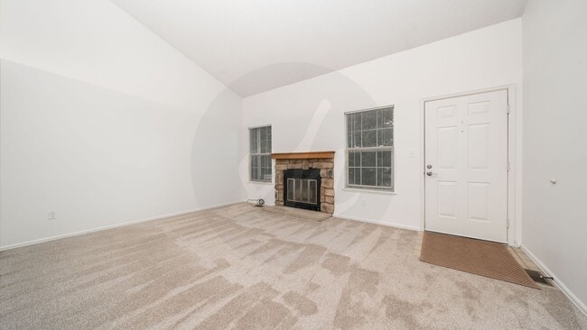 Building Photo - 2 Bedroom Rancher Townhome in Country Club...