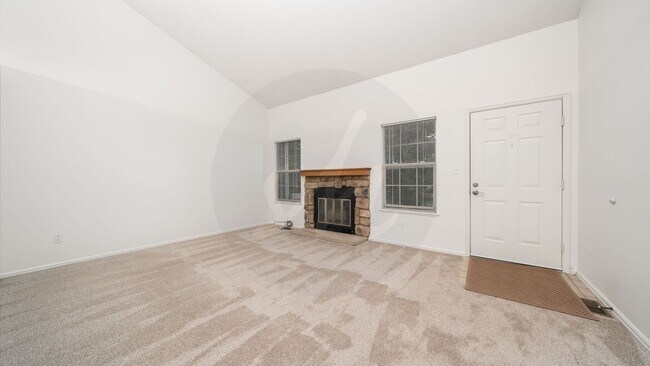 Foto del edificio - 2 Bedroom Rancher Townhome in Country Club...