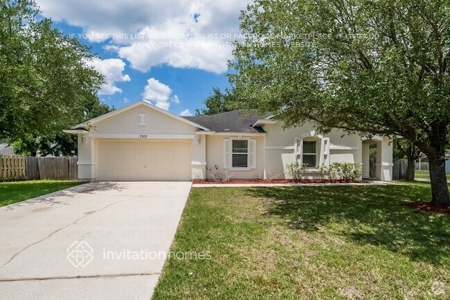 Building Photo - 7102 Beekman Lake Dr