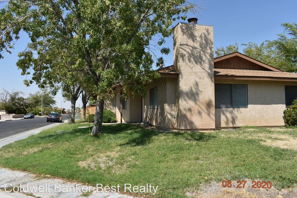 3 br, 2 bath House 644 Sydnor House for Rent in Ridgecrest, CA