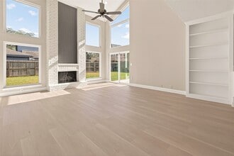 Building Photo - 1709 Coles Farm Dr