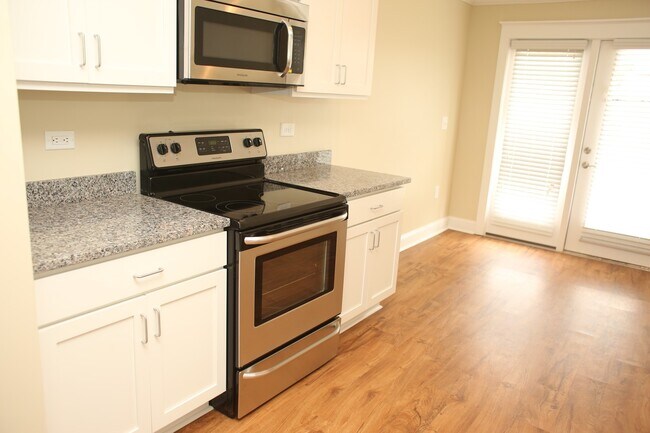 Foto del edificio - 3 Bedroom Flat Available at the Woodlands - REDUCED DEPOSIT