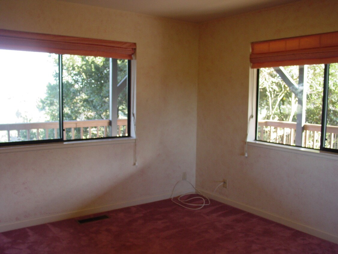 Foto principal - 92 Lucille Way