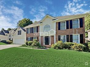 Building Photo - 590 Oxford Crest Ct NW