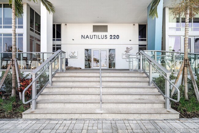 Foto del edificio - 220 Lake Shore Dr