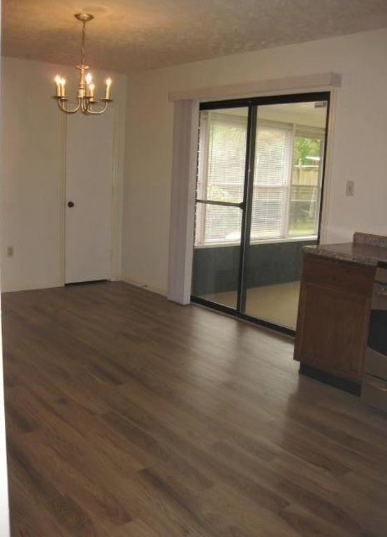 Foto del edificio - 134 Greene Dr