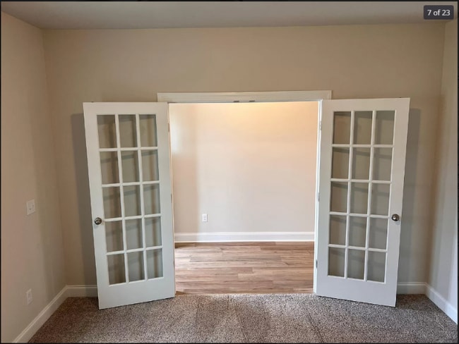 Building Photo - 1310 Tulip Ct