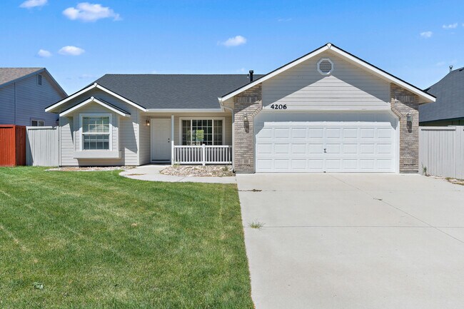 Building Photo - 4206 E Indigo Ct