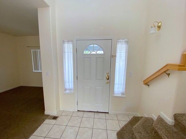 Foto del edificio - South Reno Two Story House - 3 Car Garage