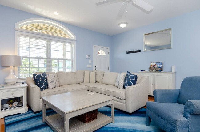 Building Photo - 1514 Swordfish Ln