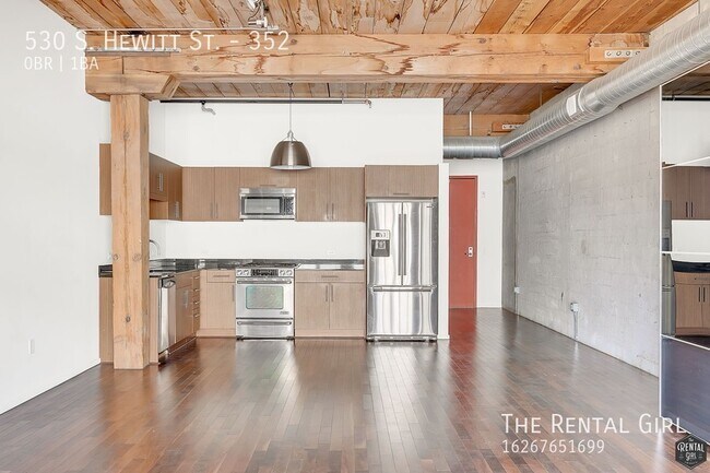 Foto del edificio - Stunning Arts District Studio | Coveted Ba...