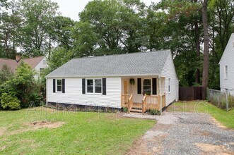 Building Photo - 107 Briarwood Rd
