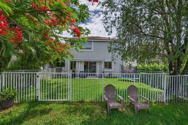 Building Photo - 1374 Canary Island Dr