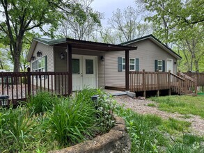 Building Photo - 22315 Restful Ln