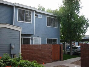 Building Photo - 2301 E University Dr
