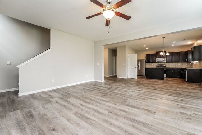Building Photo - 4914 Rapahoe Trail