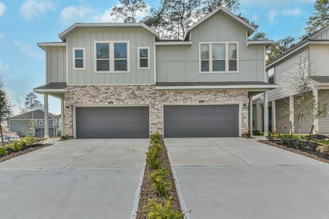 Building Photo - 678 Royal Arch Dr