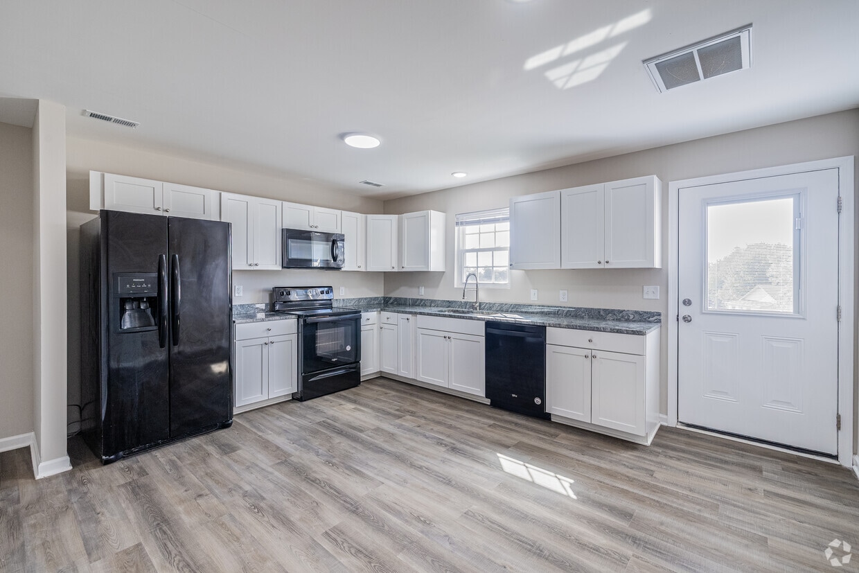 Primary Photo - Blue Ridge Luxury Townhomes
