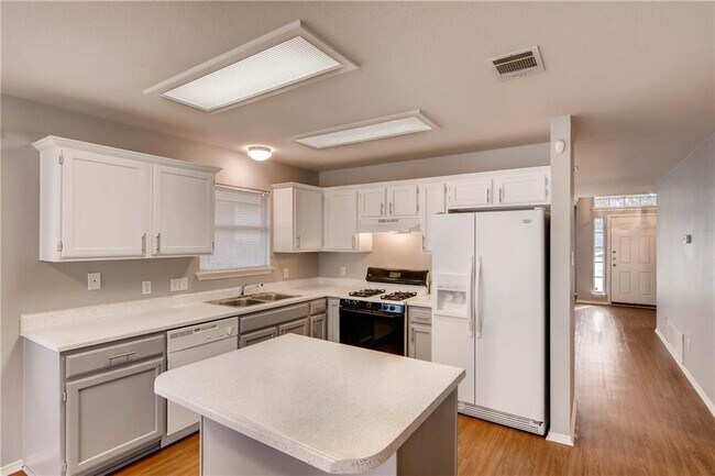 Building Photo - 17316 Manish Dr