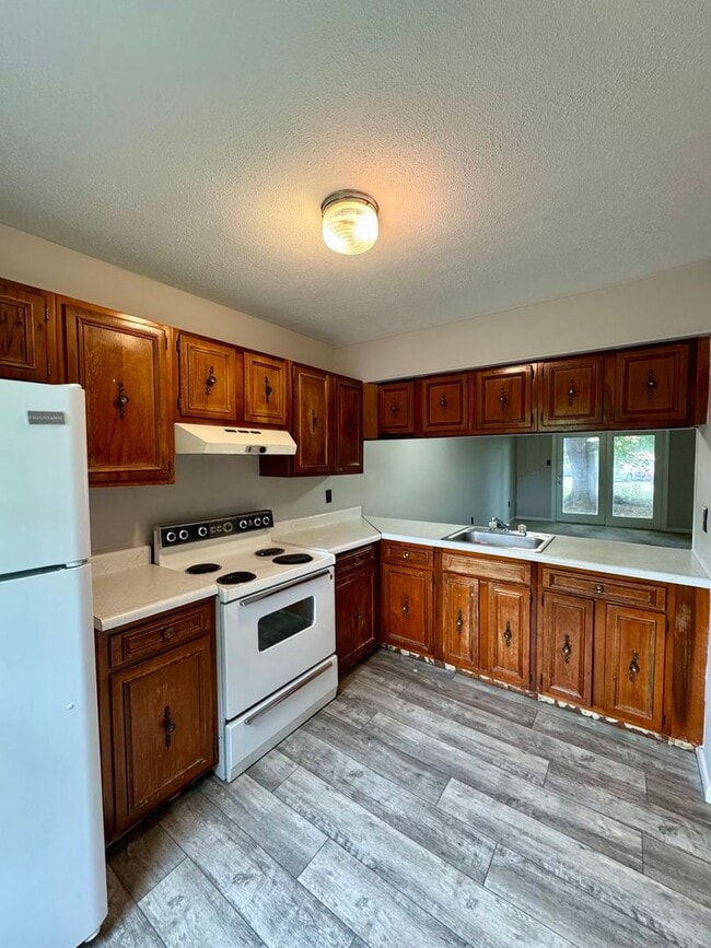 Photo - Townhouse for Rent in Broadway