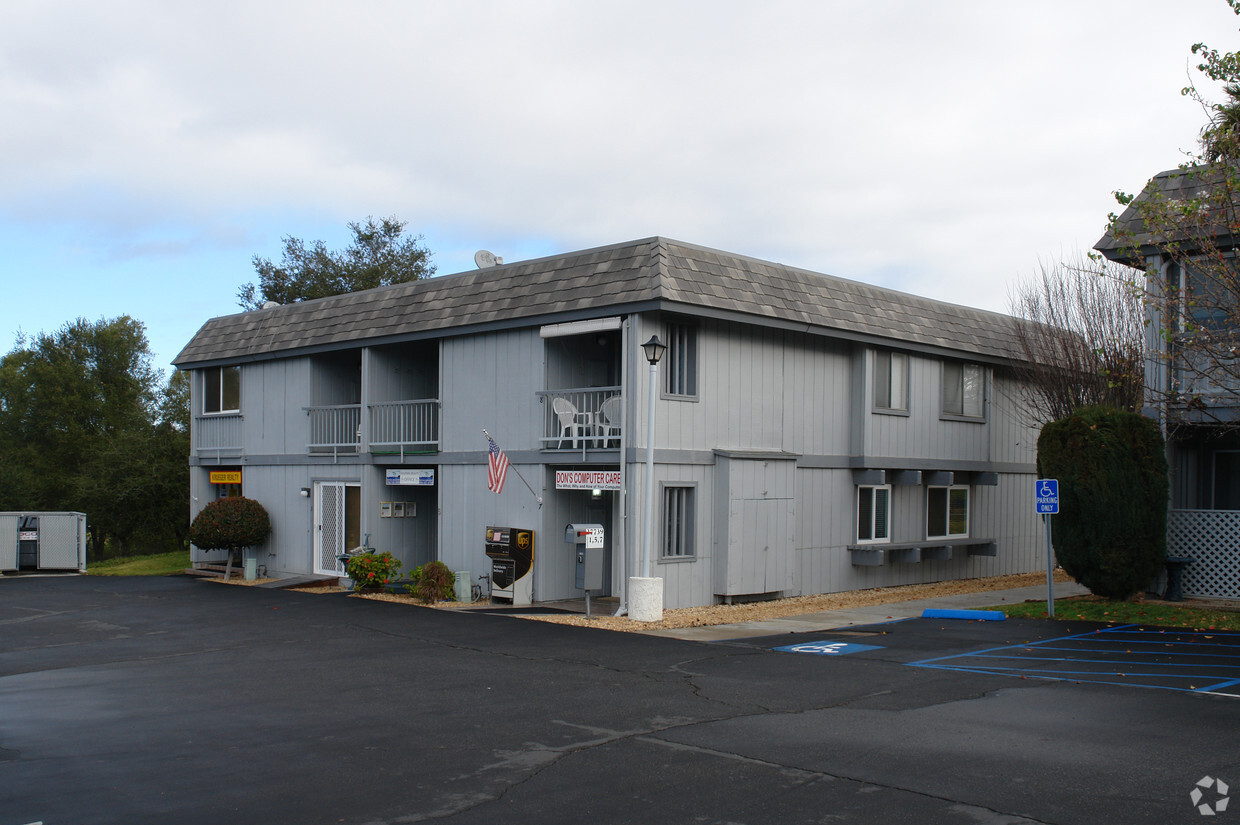 Primary Photo - 27739 Mountain Meadow Rd