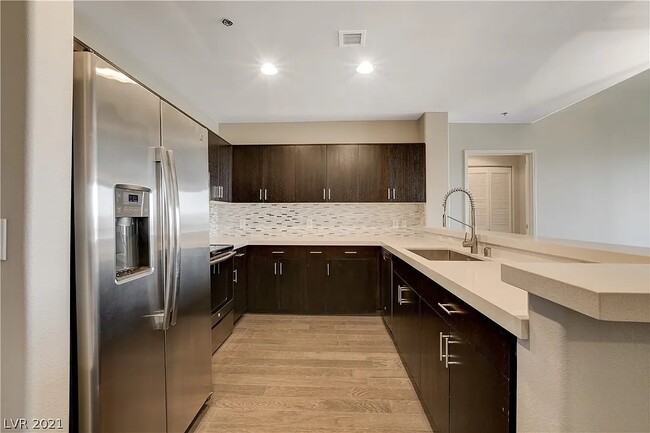 Kitchen - 8255 Las Vegas Blvd S